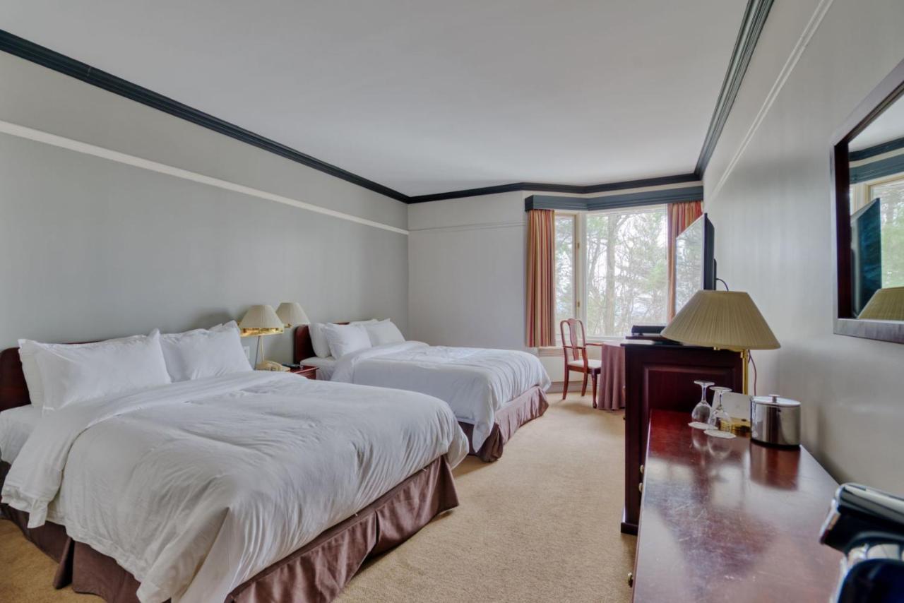 Auberge De La Montagne Coupee Saint Jean De Matha ภายนอก รูปภาพ